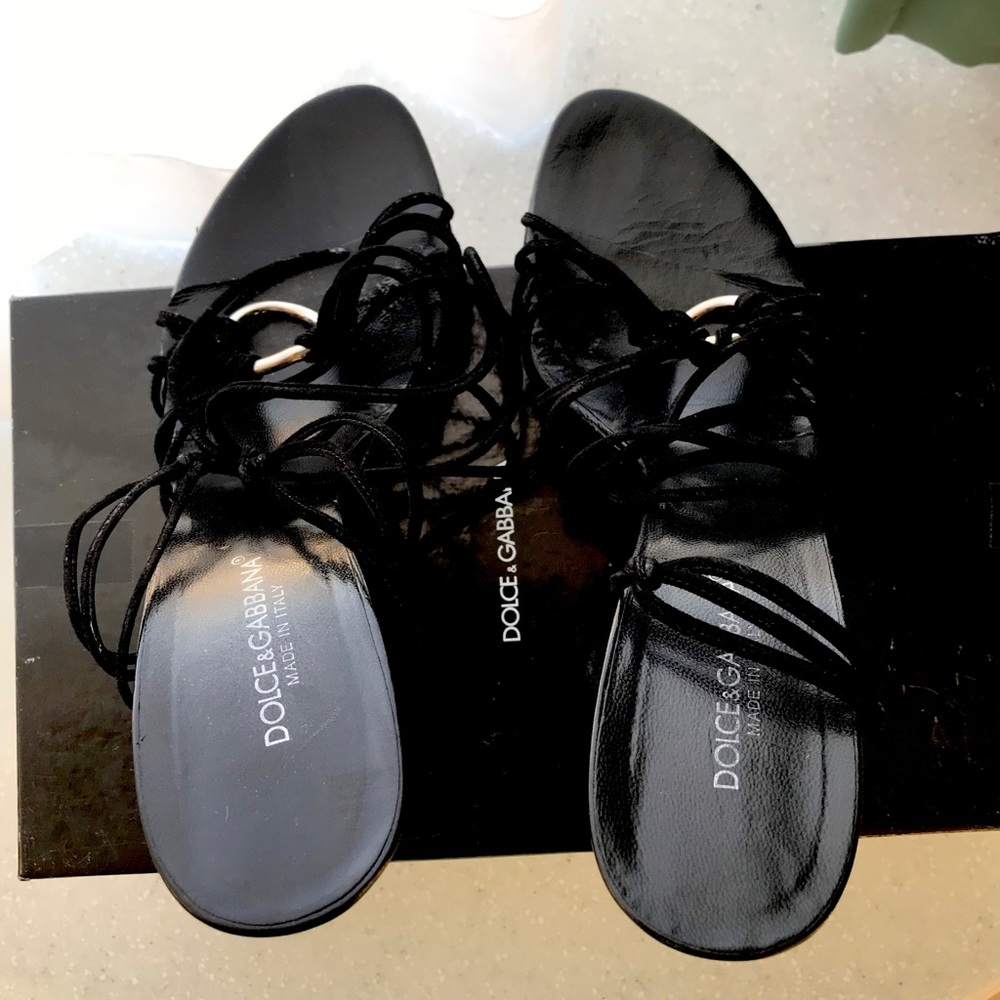 ✨SOLD✨Dolce & Gabbana strappy heels - Picture 2 of 10